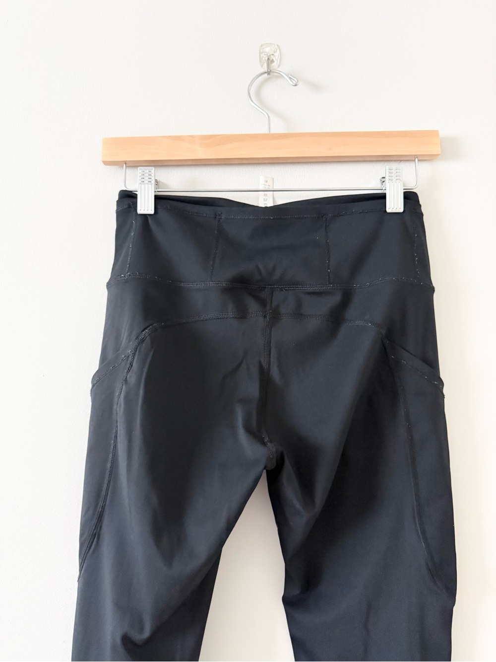Lululemon Align High-Waist Black Active Leggings w. Side & Waist Pockets Size 6 - Picture 4 of 7